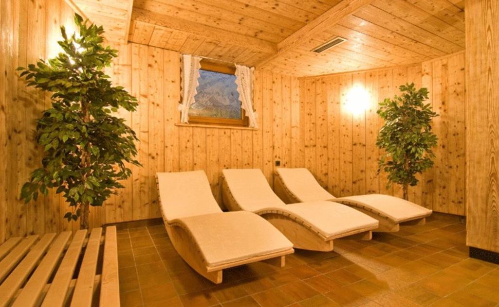 Aparthotel Kroesbacher Fulpmes Luaran gambar