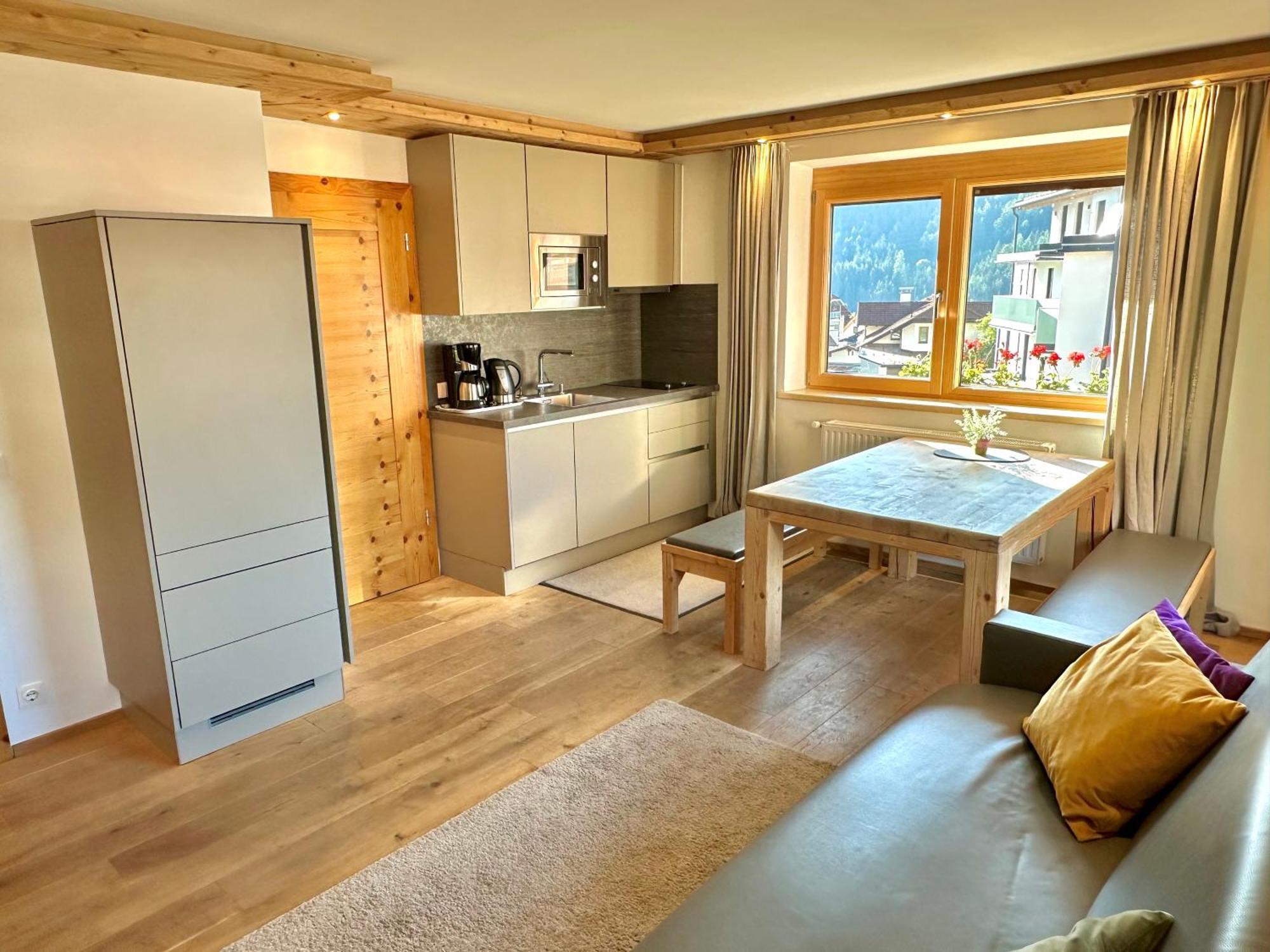 Aparthotel Kroesbacher Fulpmes Luaran gambar