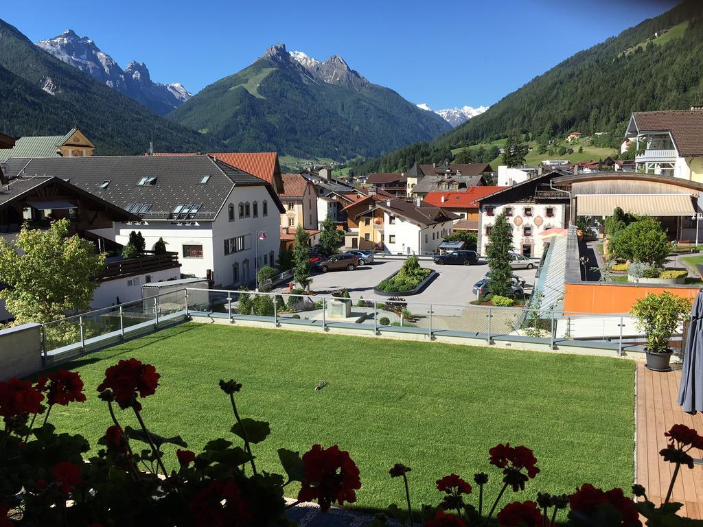 Aparthotel Kroesbacher Fulpmes Luaran gambar