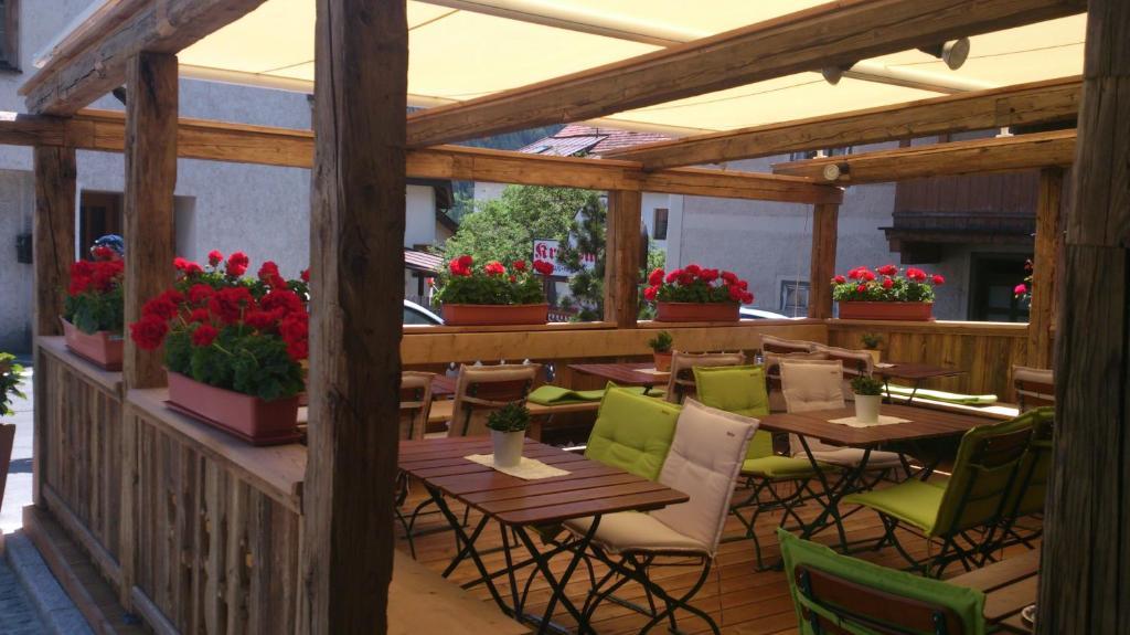 Aparthotel Kroesbacher Fulpmes Luaran gambar