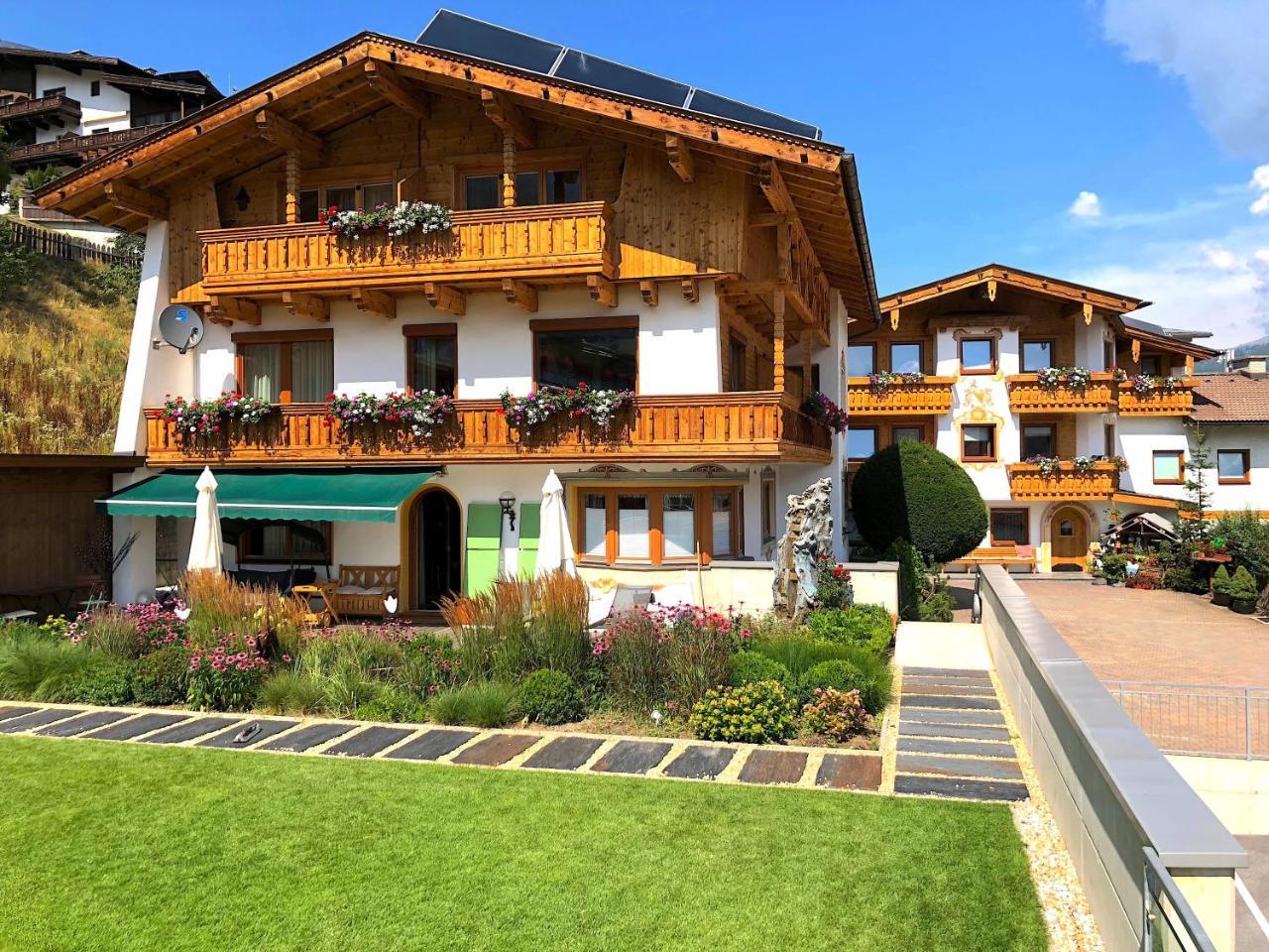 Aparthotel Kroesbacher Fulpmes Luaran gambar