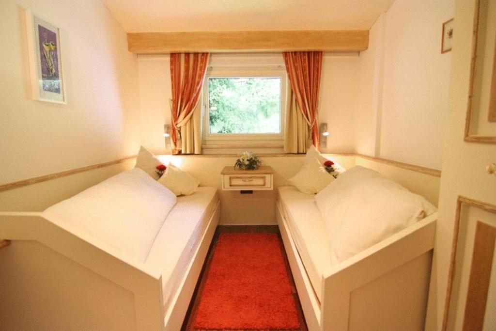 Aparthotel Kroesbacher Fulpmes Luaran gambar